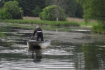 peche-barque-isere-etang